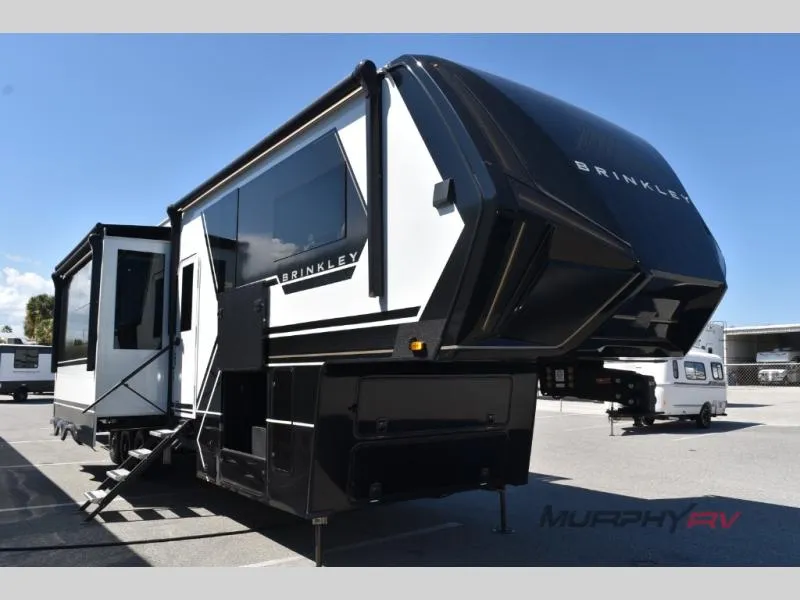2024 Brinkley Model G 3950 - Photo 2