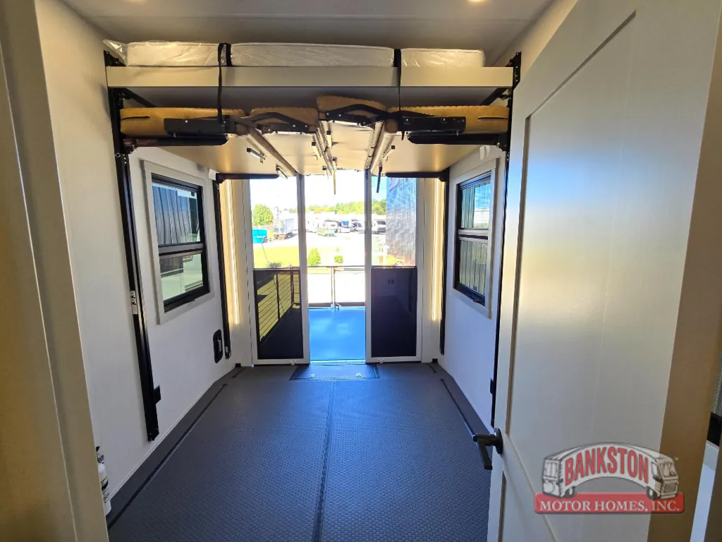 2026 Brinkley Model G 3970, Photos photo 30