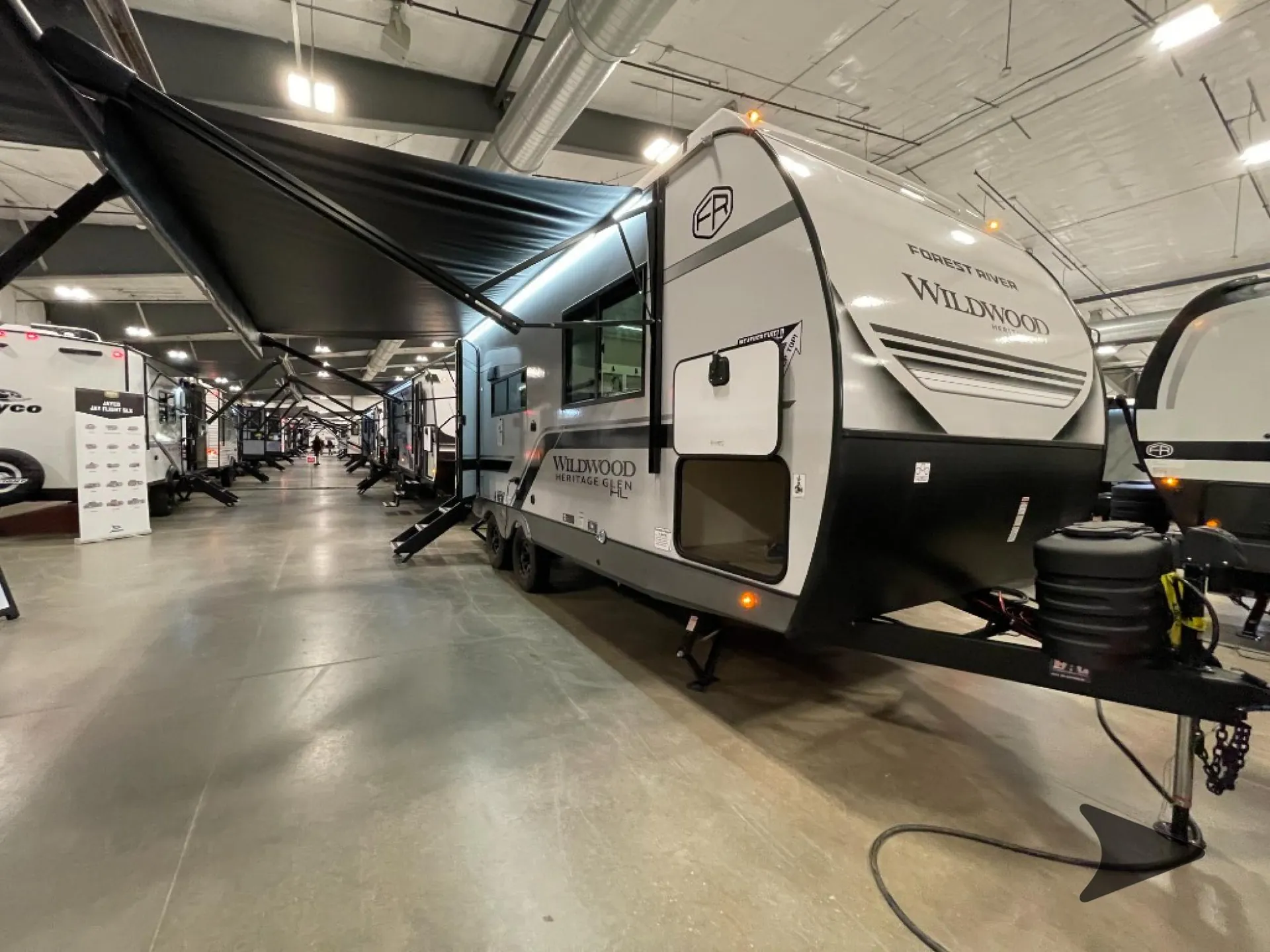 2026 Forest River RV Wildwood Heritage Glen Hyper-Lyte 21RBHL - Photo 2