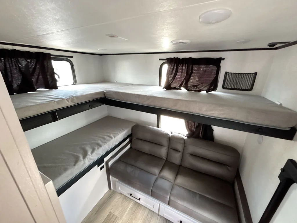 2026 Jayco Jay Feather 29QBH, Photos photo 20