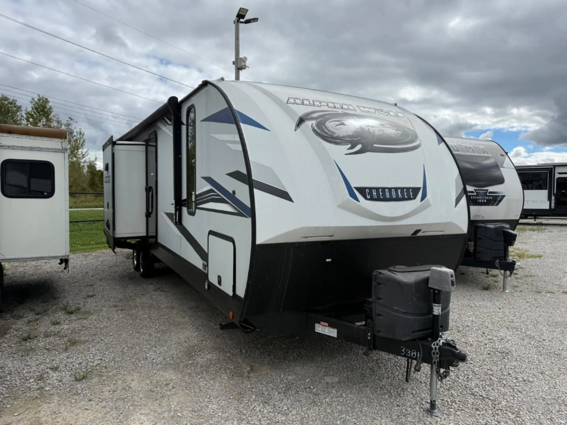 2021 Forest River Cherokee Alpha Wolf 33BH-L