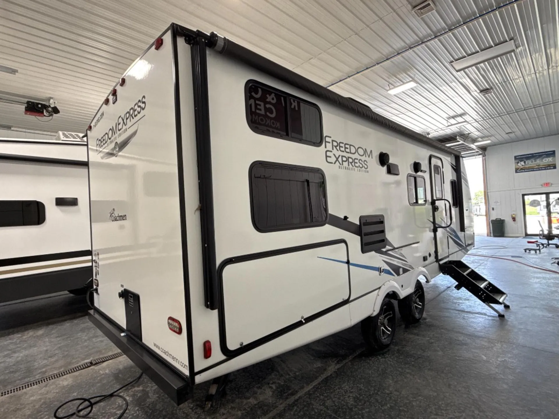 2022 Coachmen Freedom Express Ultra Lite 257BHS - Photo 4