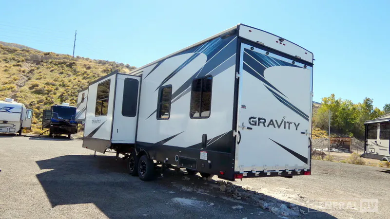 2023 Heartland Gravity 3610, Photos photo 3