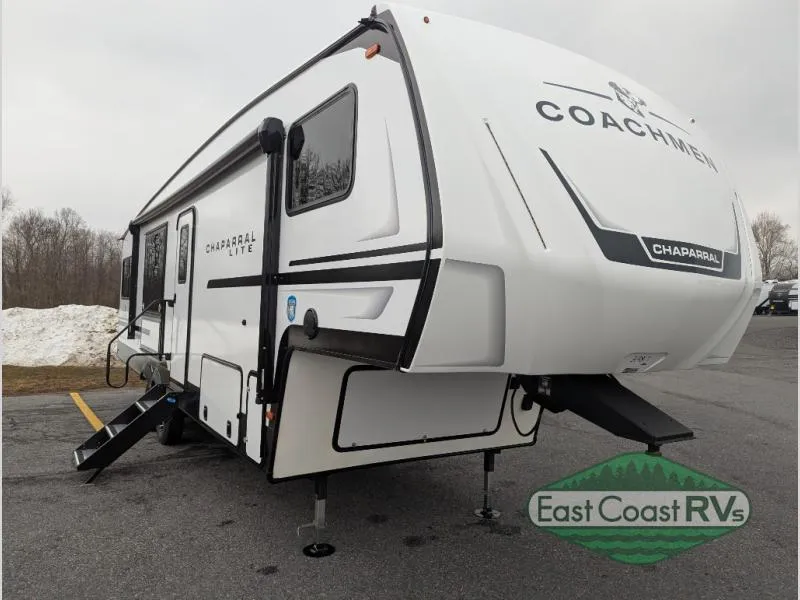 2026 Coachmen Chaparral Lite 27BAR - Photo 2