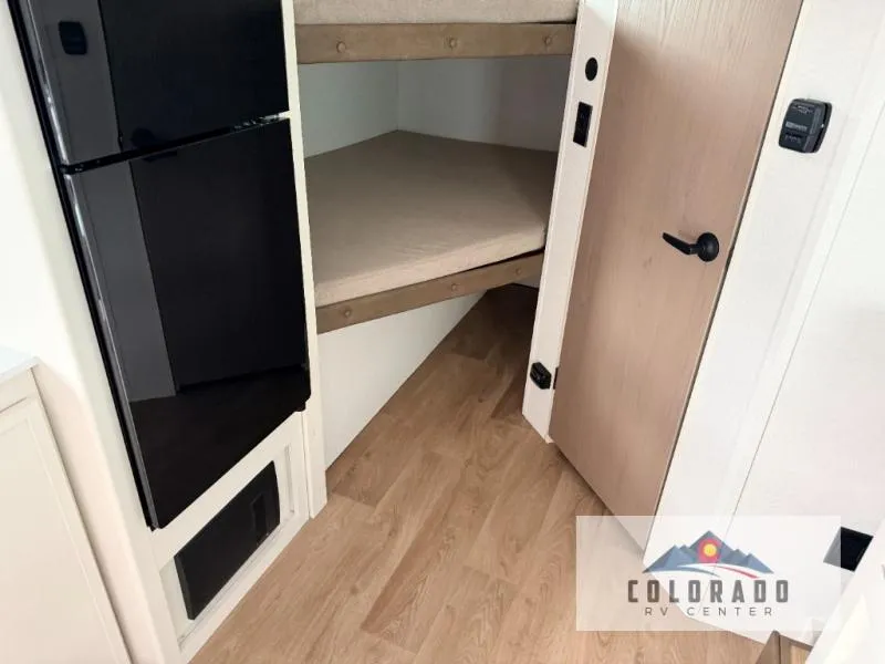 2026 Grand Design Transcend One 161DB - Photo 4