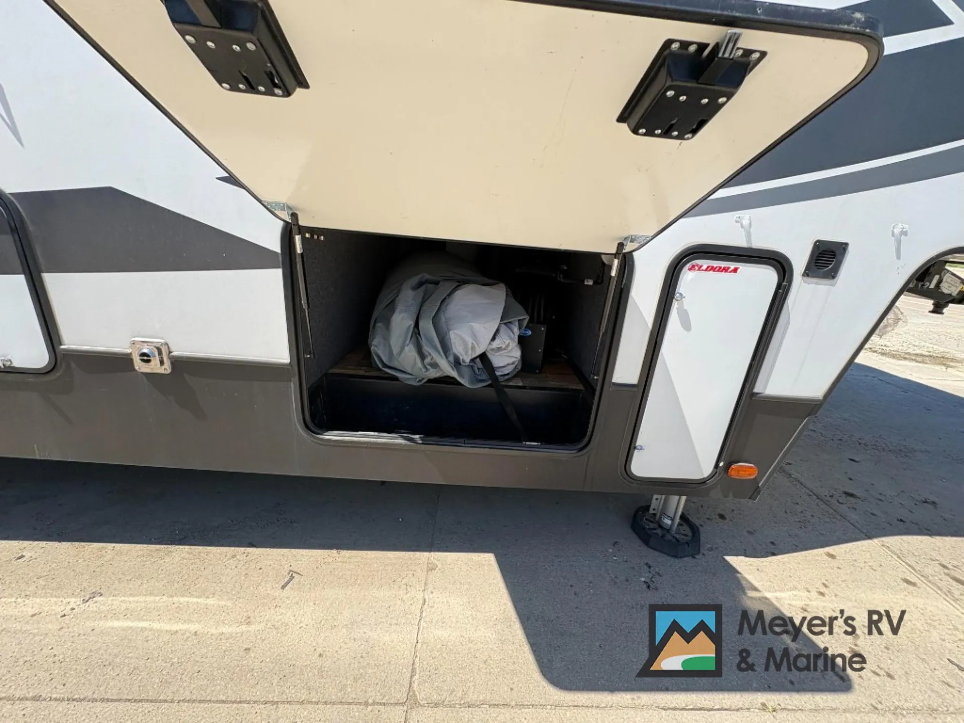 2020 Keystone Impact 359 - Photo 4