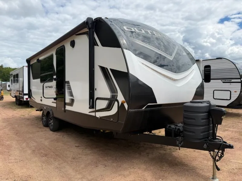 2024 Keystone Outback Ultra-Lite 221UMD - Photo 2