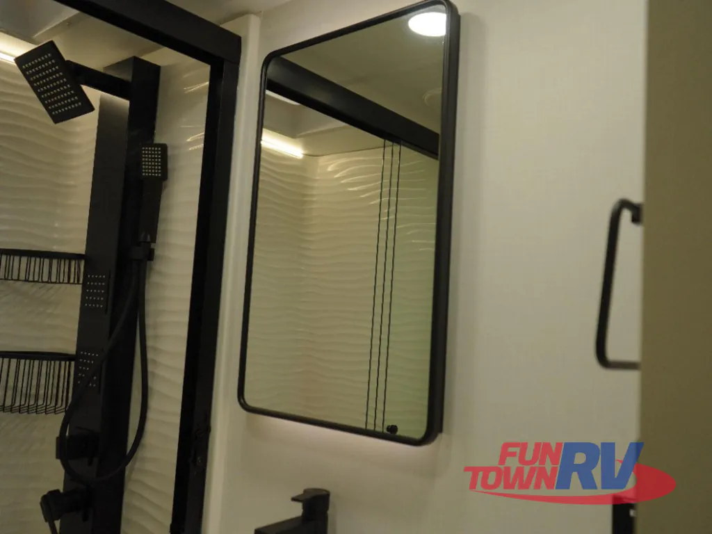 2027 Brinkley Model G 3970, Photos photo 44
