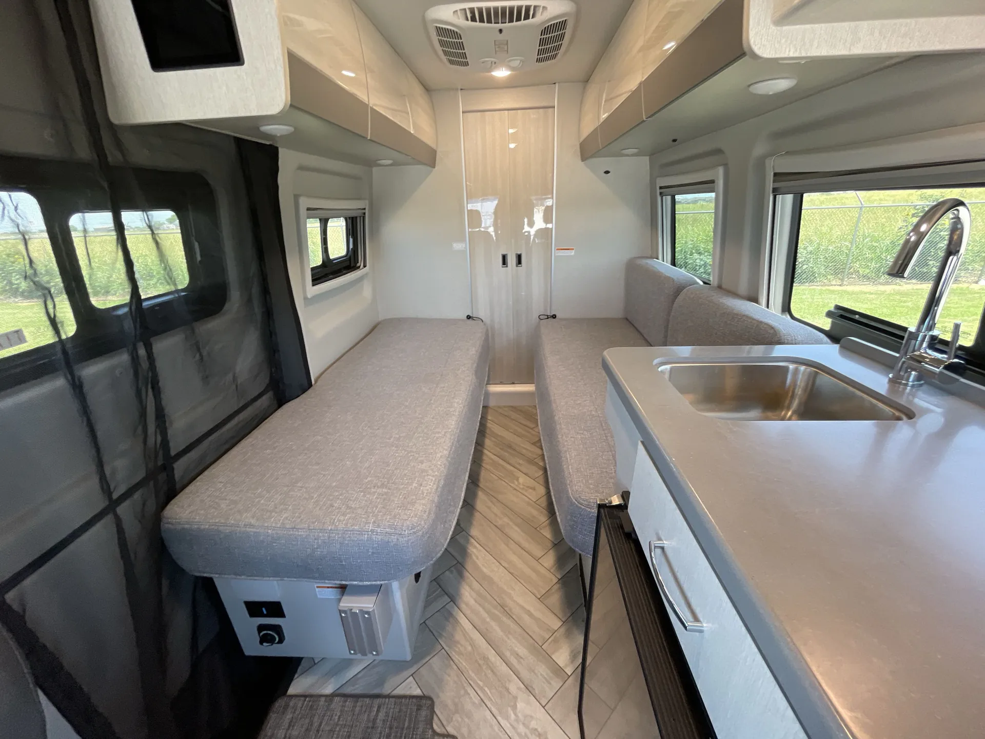 2025 Thor Motor Coach Tranquility 19A — living area main