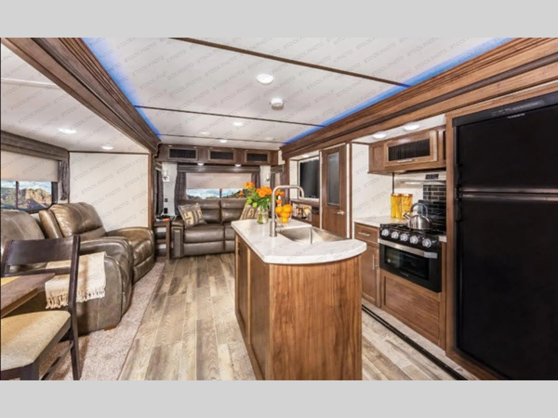 2019 Forest River Cherokee Alpha Wolf 26RL - Photo 2