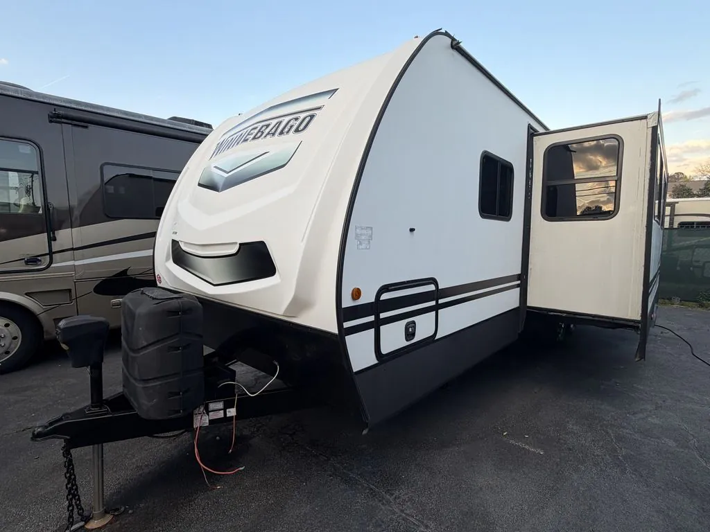 2020 Winnebago Minnie 2801BHS - Photo 4