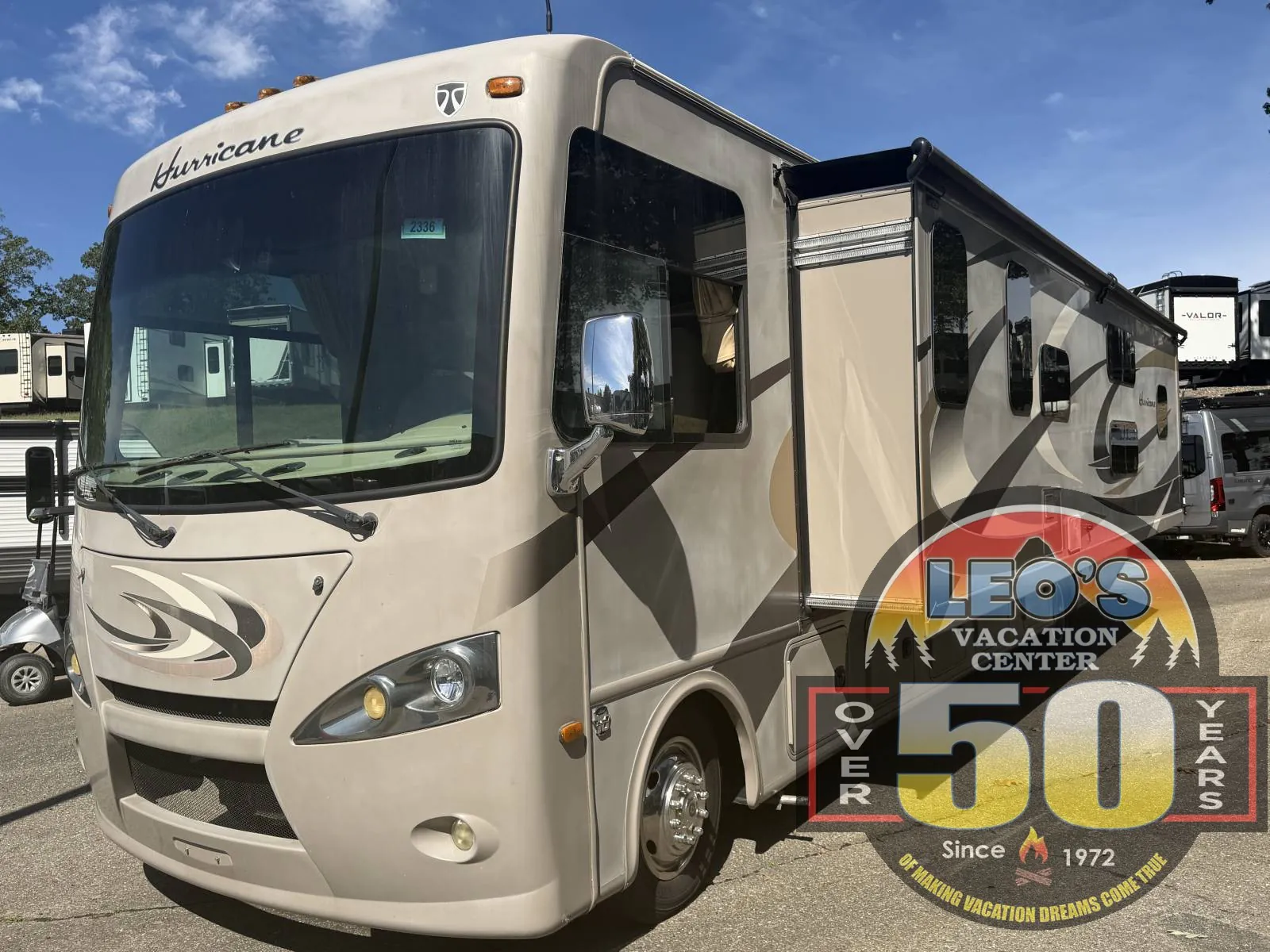 2015 Thor Motor Coach Hurricane 34J - Photo 4