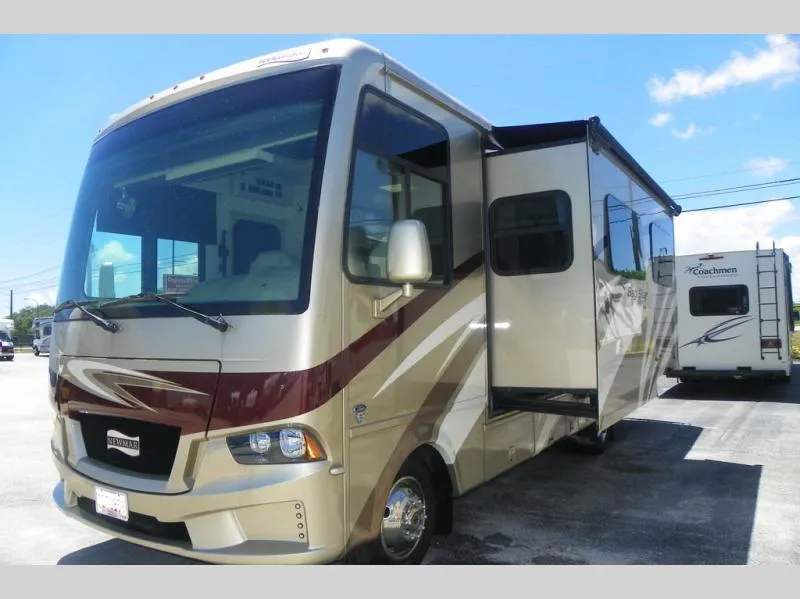 2021 Newmar Bay Star Sport 2702 - Photo 2