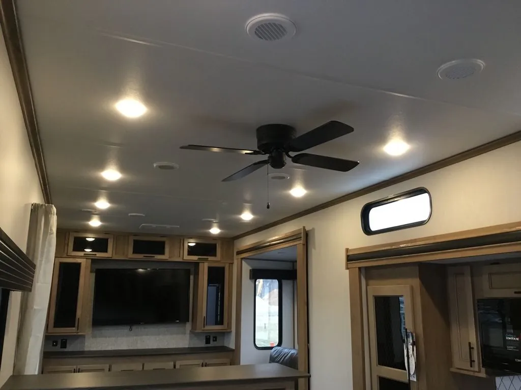2023 Forest River Sabre 350RL, Photos photo 8