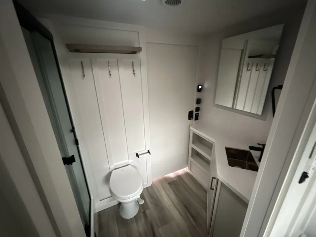 2027 Brinkley Model I 290, Photos photo 37