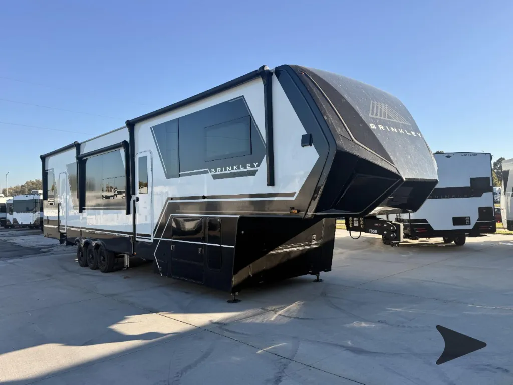2025 Brinkley Model G 3950, Photos photo 3