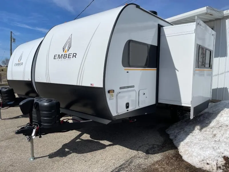 2026 Ember RV E-Series 19ETS - Photo 4