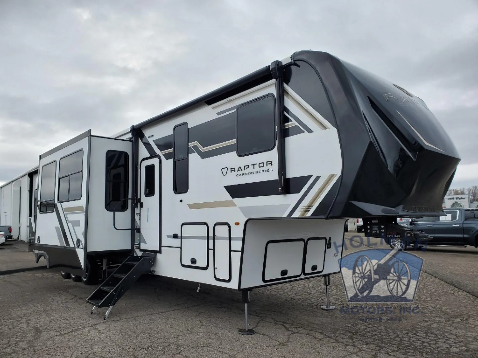 2026 Keystone Raptor Carbon Series 420 - Photo 2
