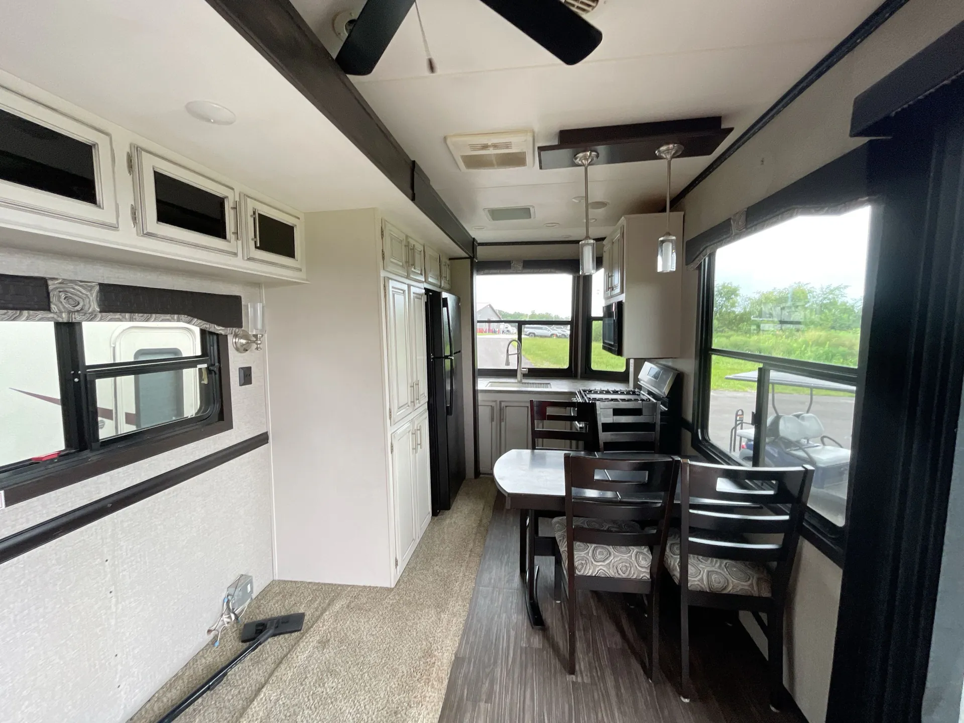 2019 Jayco Jay Flight Bungalow 40BHTS — living area main