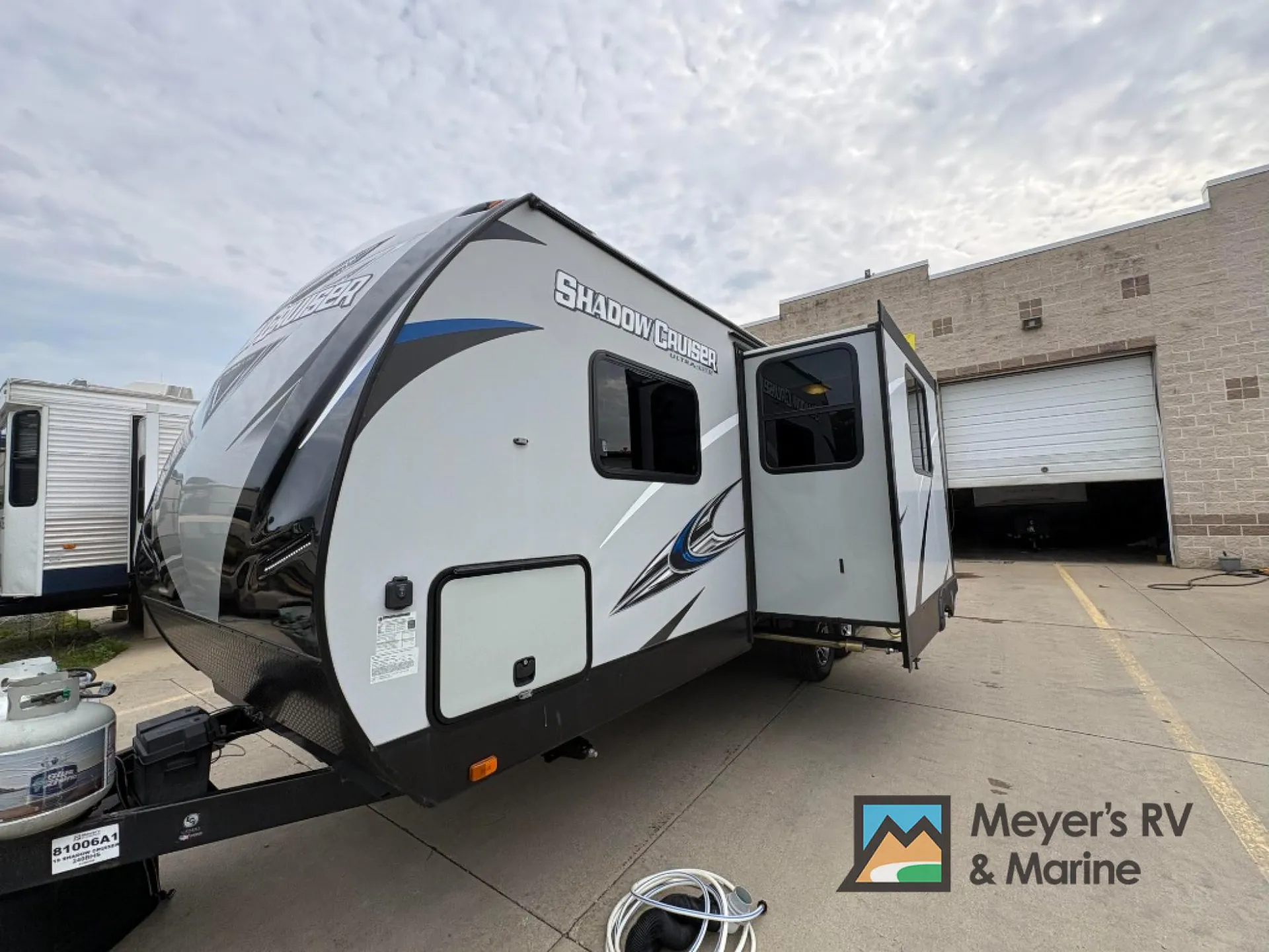 2019 Cruiser RV Shadow Cruiser 240BHS - Photo 3