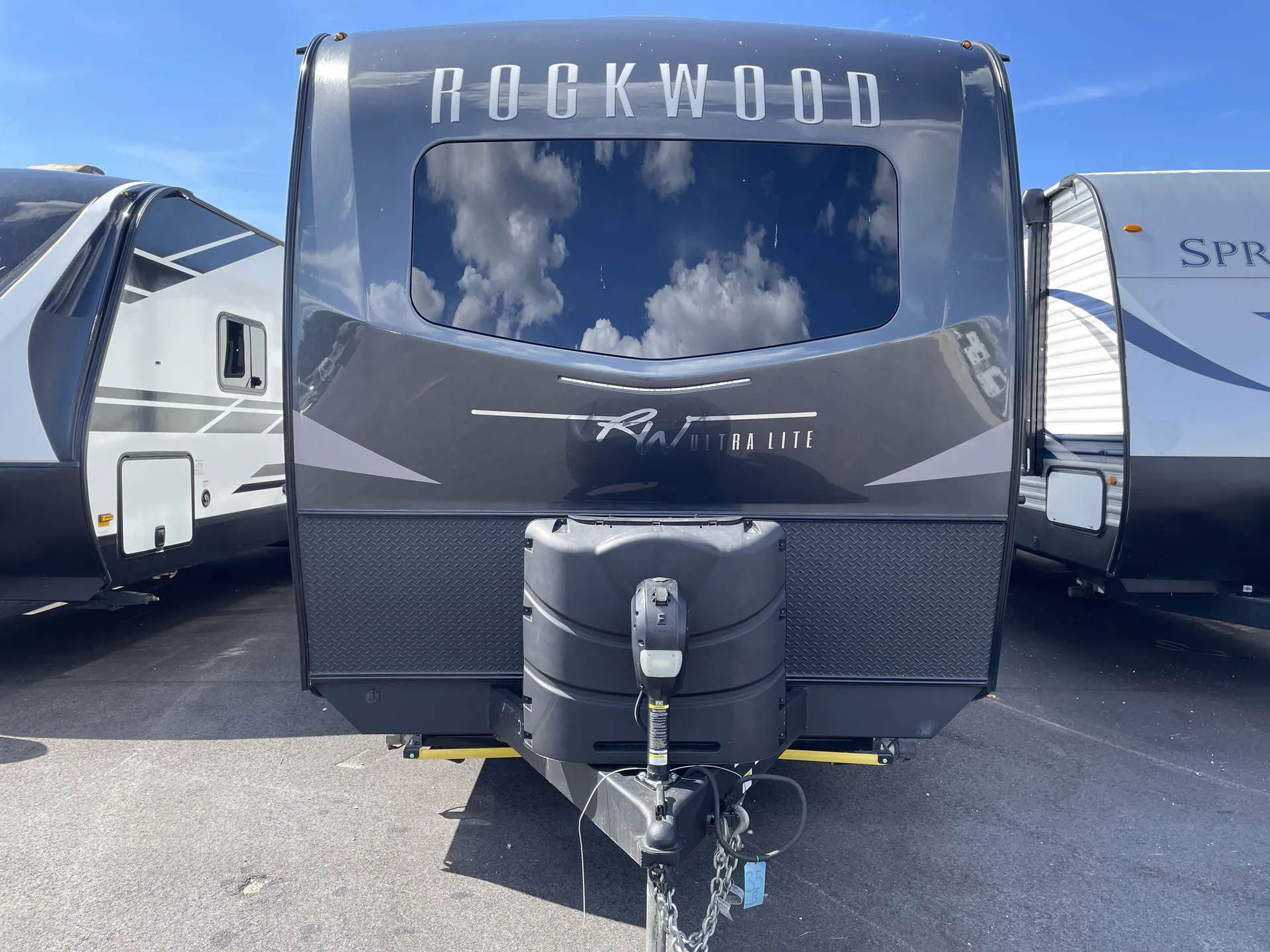 2023 Forest River Rockwood Ultra Lite 2706WS — front