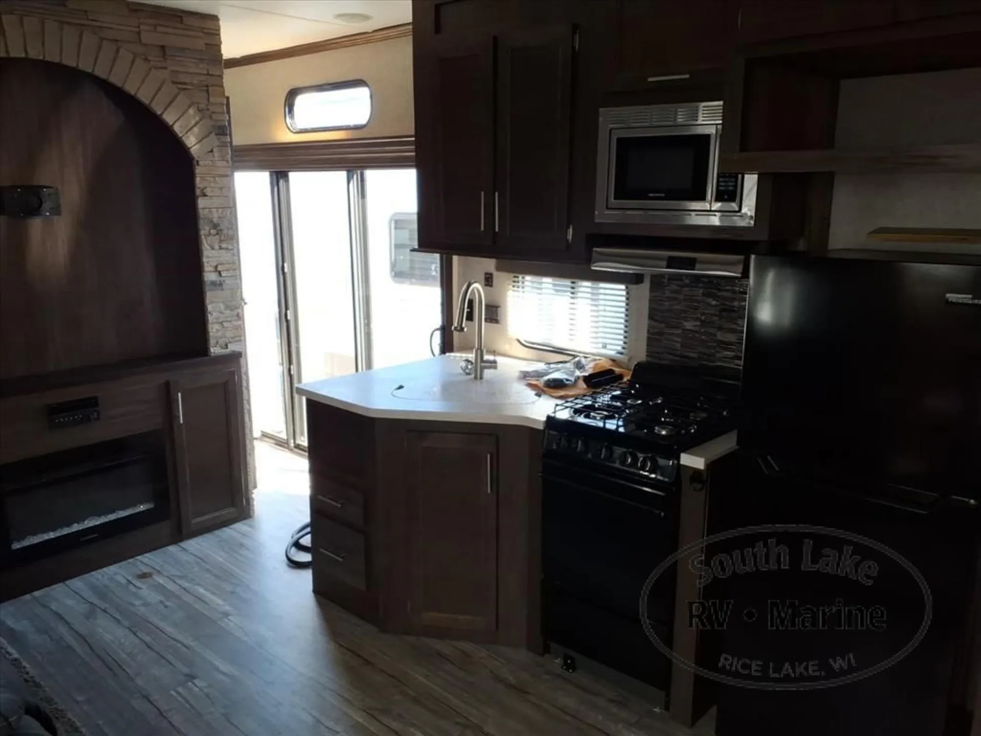 2019 Forest River RV Cherokee Destination Trailers 39KR — Photo 7