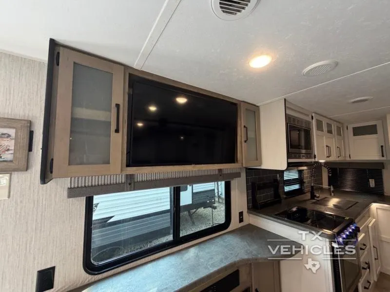 2021 Palomino Puma 28RBQS - Photo 4