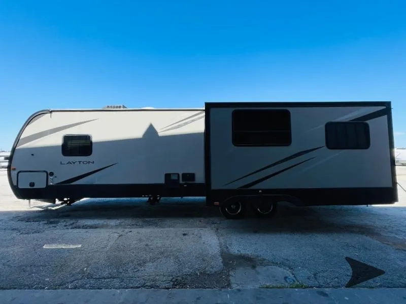 2016 Skyline Layton Javelin 325RL - Photo 2