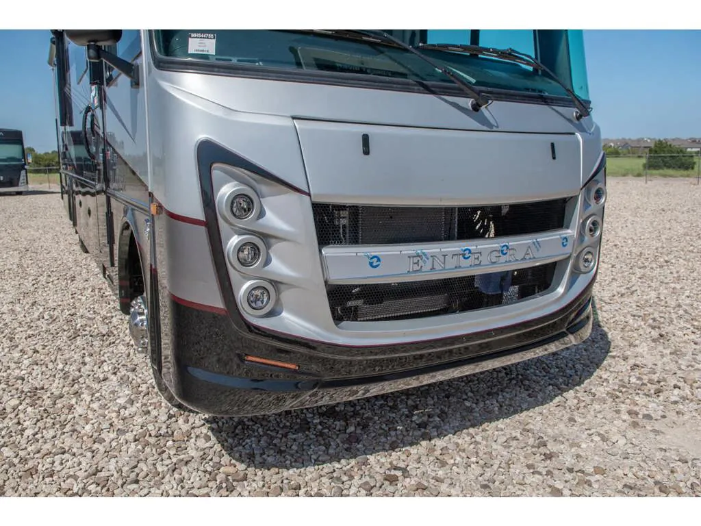 2027 Entegra Coach Emblem 36U, Photos photo 41