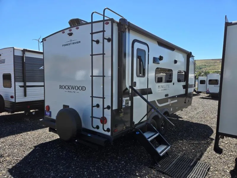 2026 Forest River Rockwood Mini Lite 2109S - Photo 3