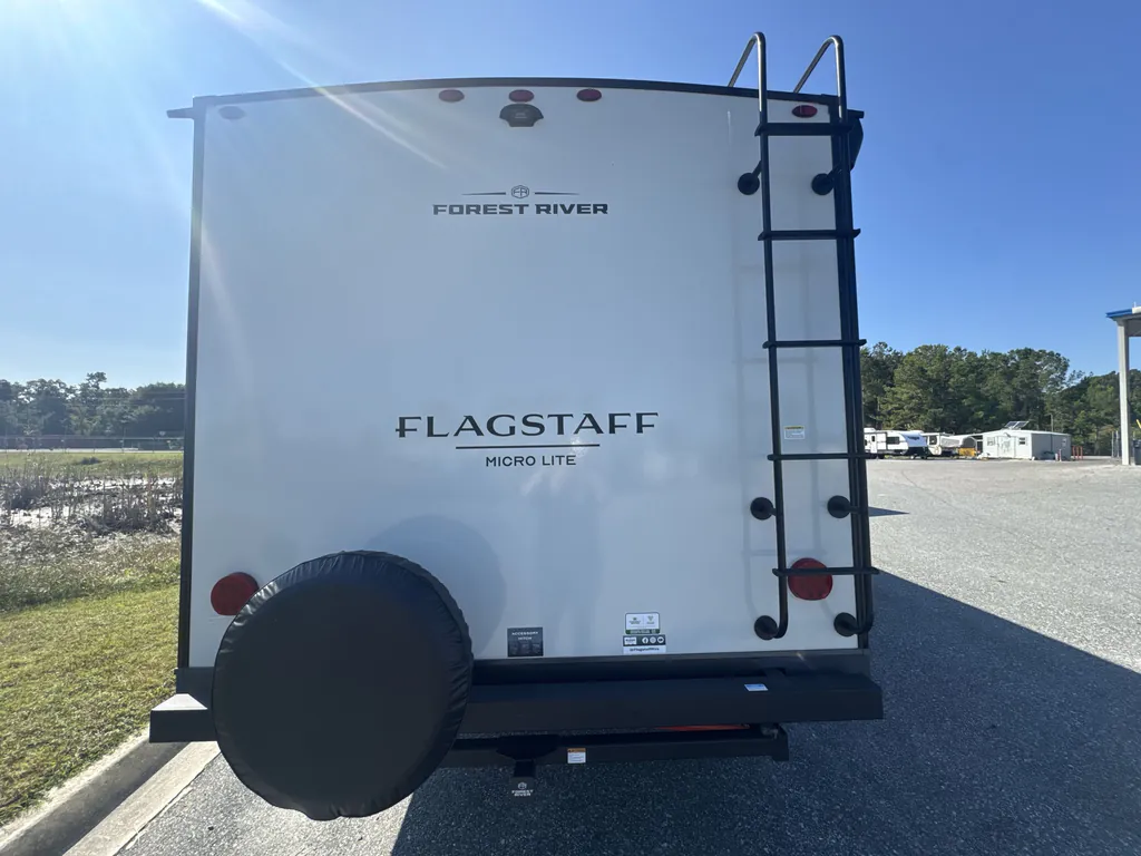 2026 Forest River Flagstaff Micro Lite 25FKB, Photos photo 7