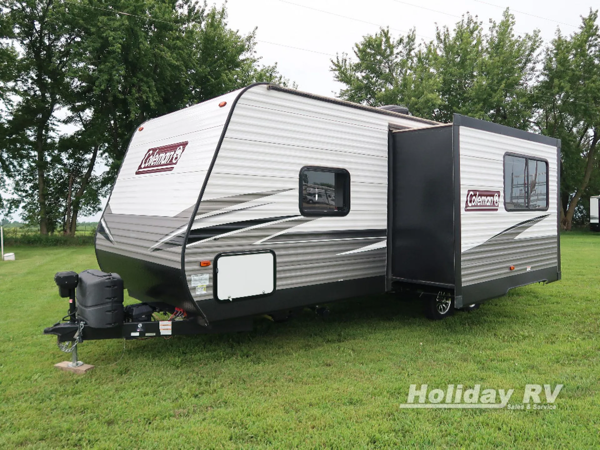 2021 Dutchmen Coleman Lantern 242BHWE dealer photo 5 from Holiday RV Sales and Service