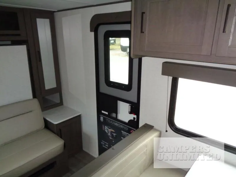 2026 Grand Design Transcend One 151RB - Photo 4