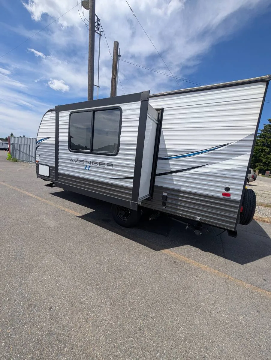 2021 Forest River RV Prime Time 17FQS - Photo 4