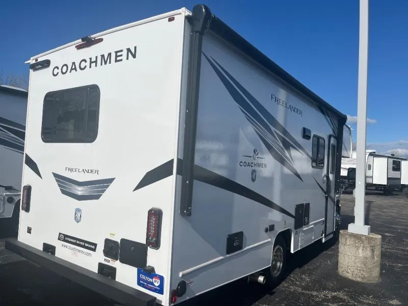 2025 Coachmen Freelander 23FS - Photo 3