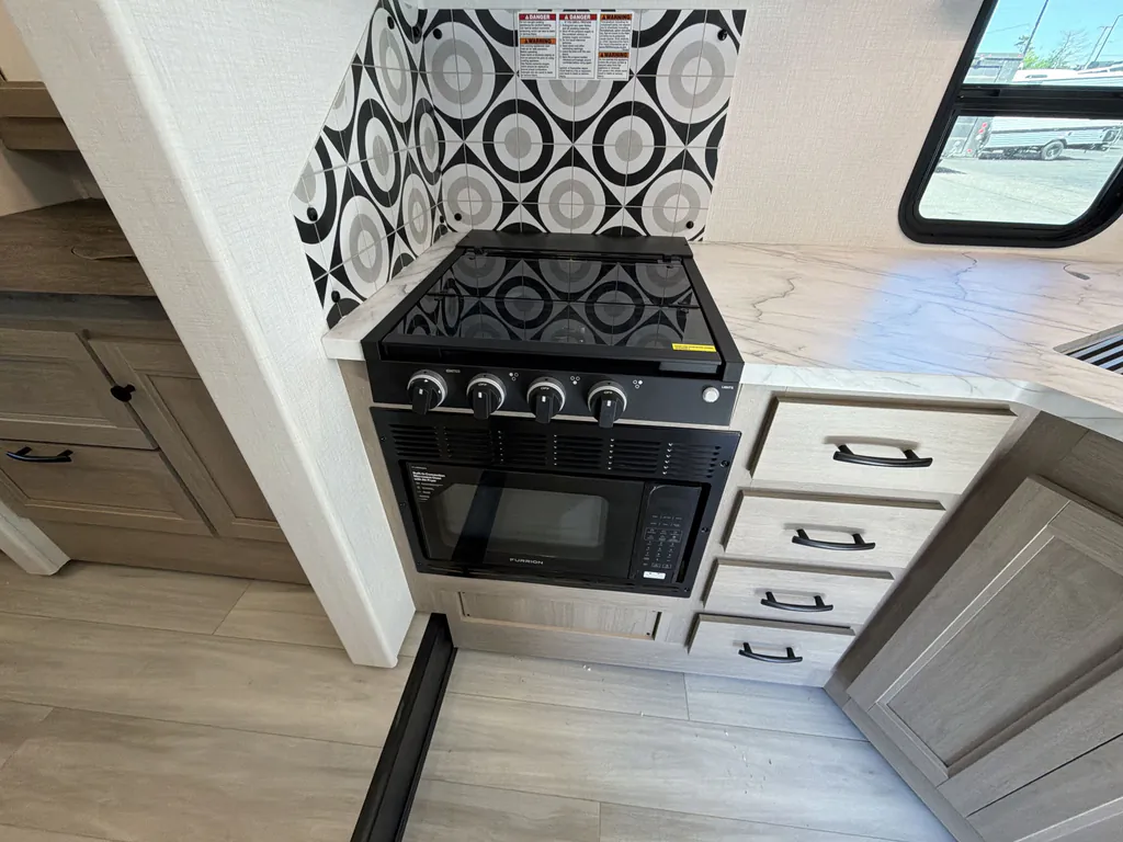 2027 Forest River Sunseeker 3050S, Photos photo 10
