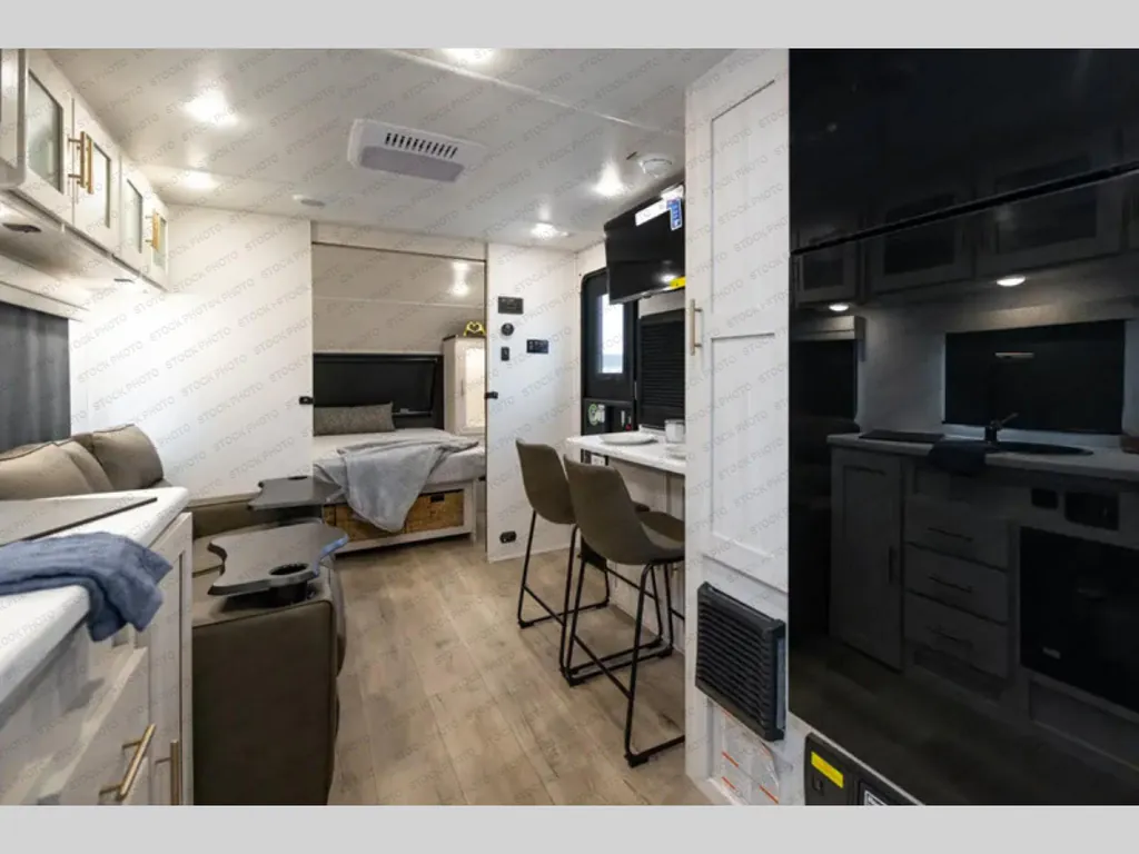 2027 Forest River R-Pod RP-207, Photos photo 4