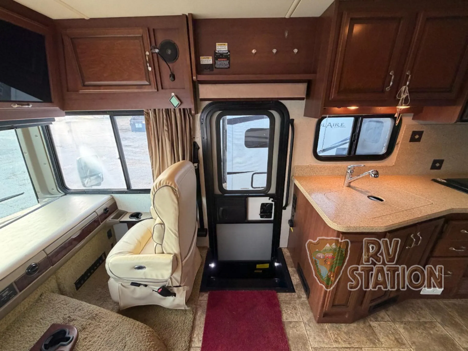 2012 Fleetwood Bounder 35K - Photo 2