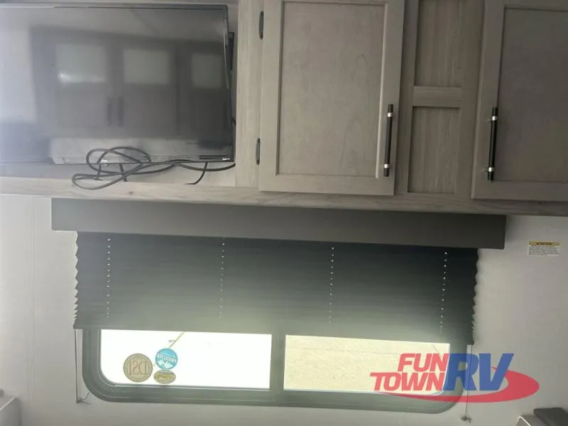 2025 Keystone RV Hideout Sport Double Axle 240BH - Photo 3