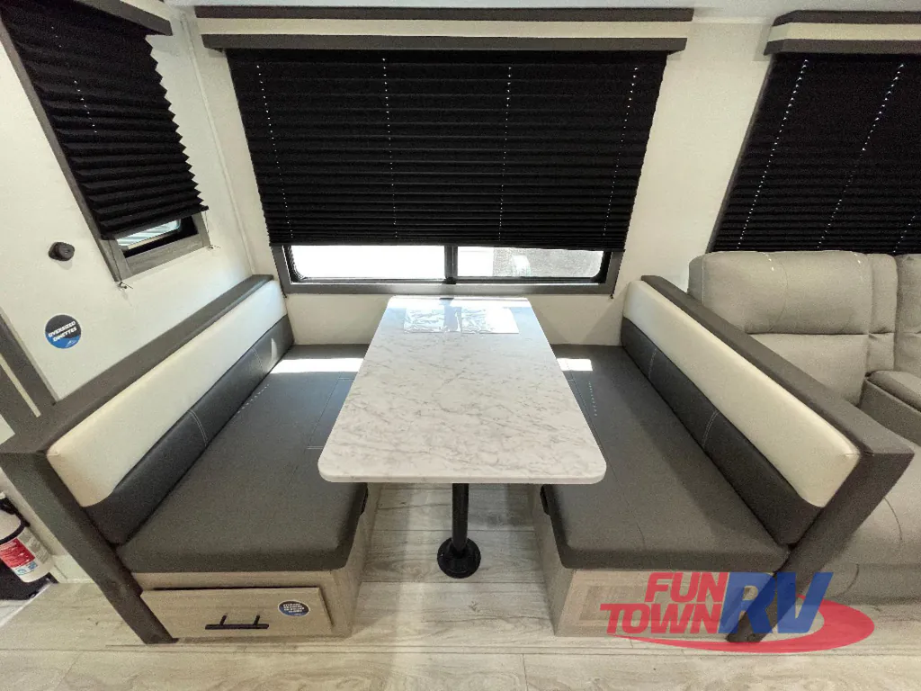 2026 East to West Della Terra 272RL, Photos photo 18