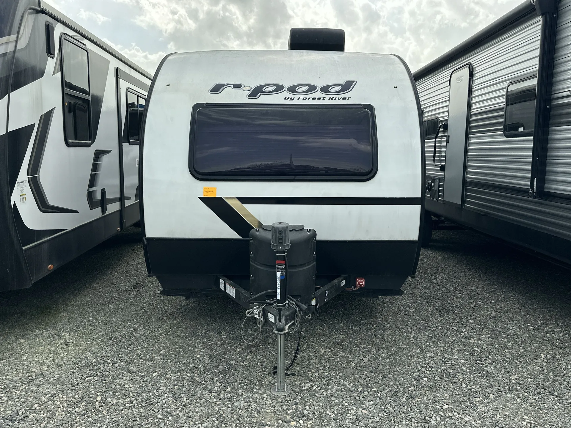 2022 Forest River R-Pod RP-196 — front