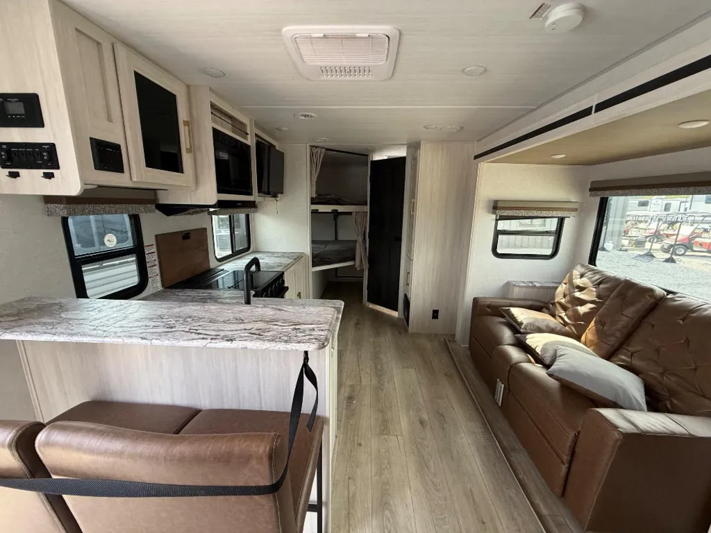 2024 Forest River Surveyor Legend 260BHLE, Photos photo 2