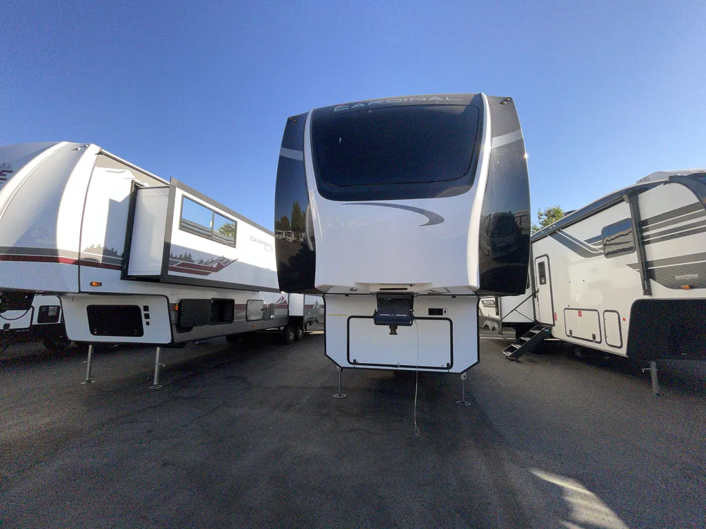 2022 Forest River Cardinal Luxury 380RLX, Photos photo 4
