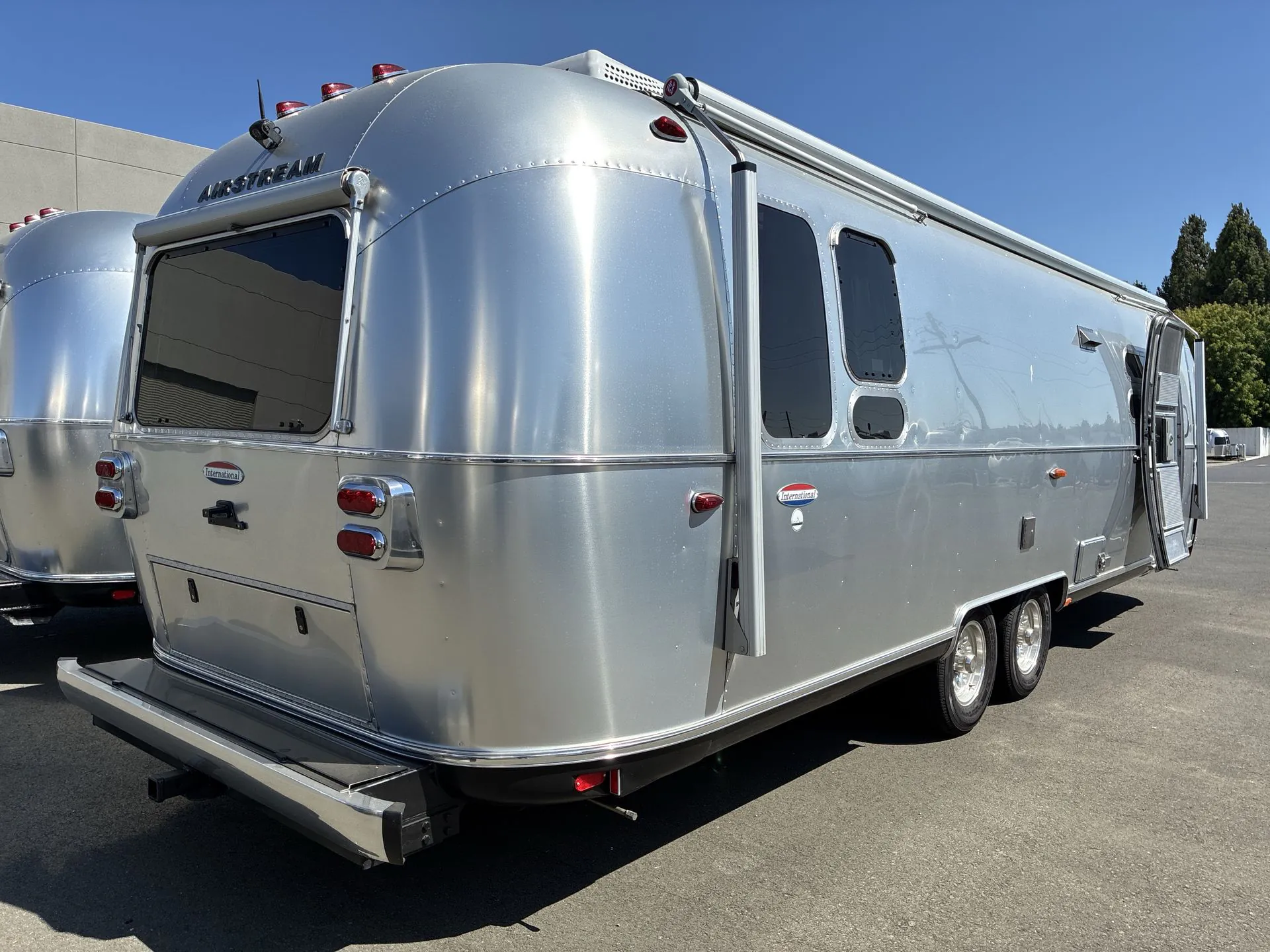 2019 Airstream International 30RB - Photo 4