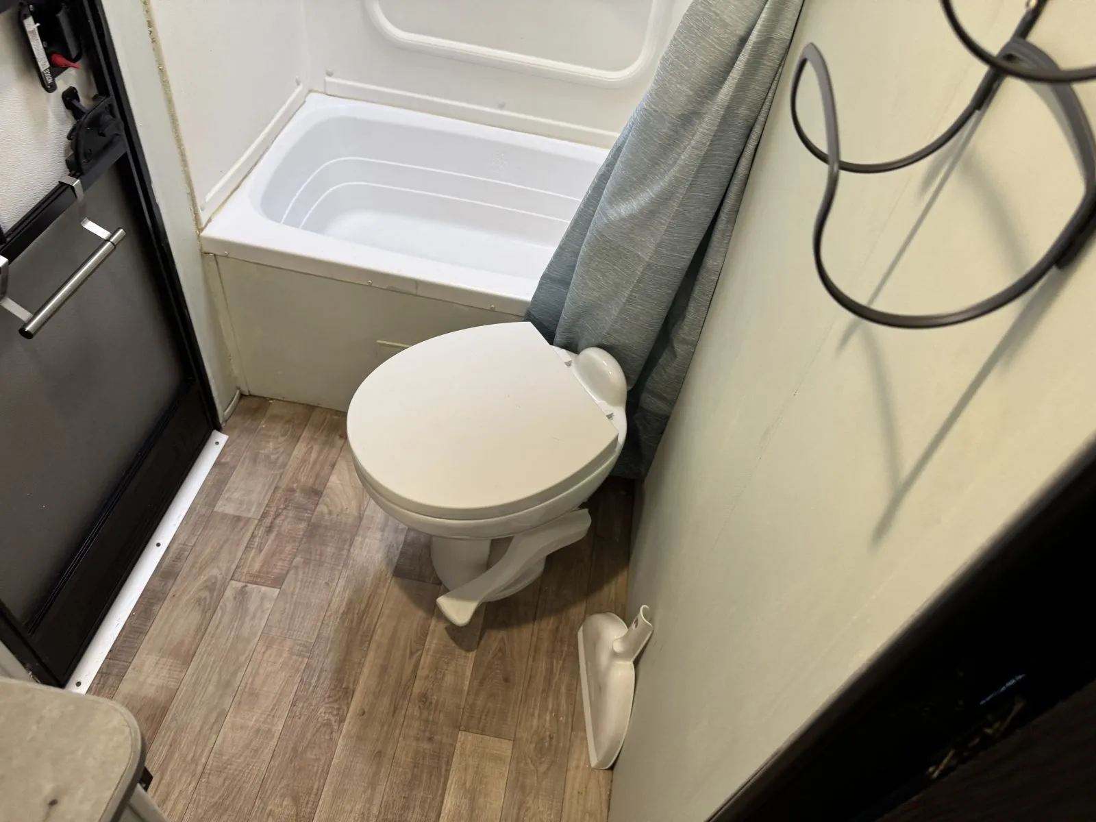 2022 Keystone HIDEOUT USED    BH272 - Photo 4