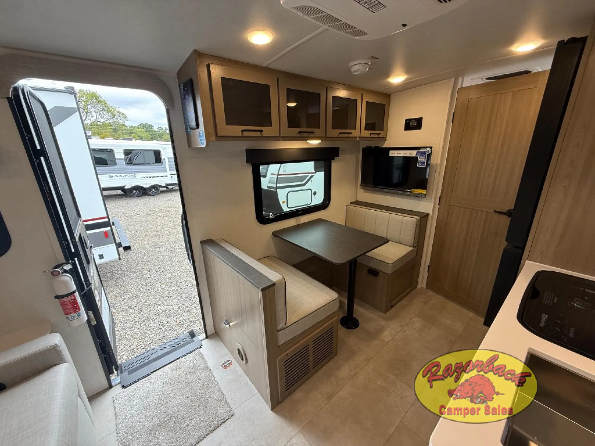 2027 Forest River Rockwood Geo Pro 19FD — Photo 7