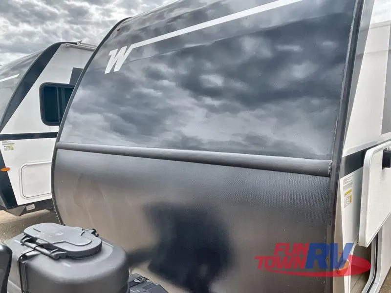 2026 Winnebago Micro Minnie 2200FBH - Photo 3
