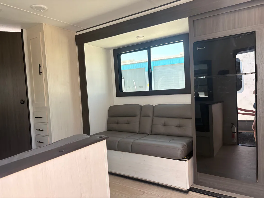 2027 Shasta RVs i-5 Edition 525RS, Photos photo 14