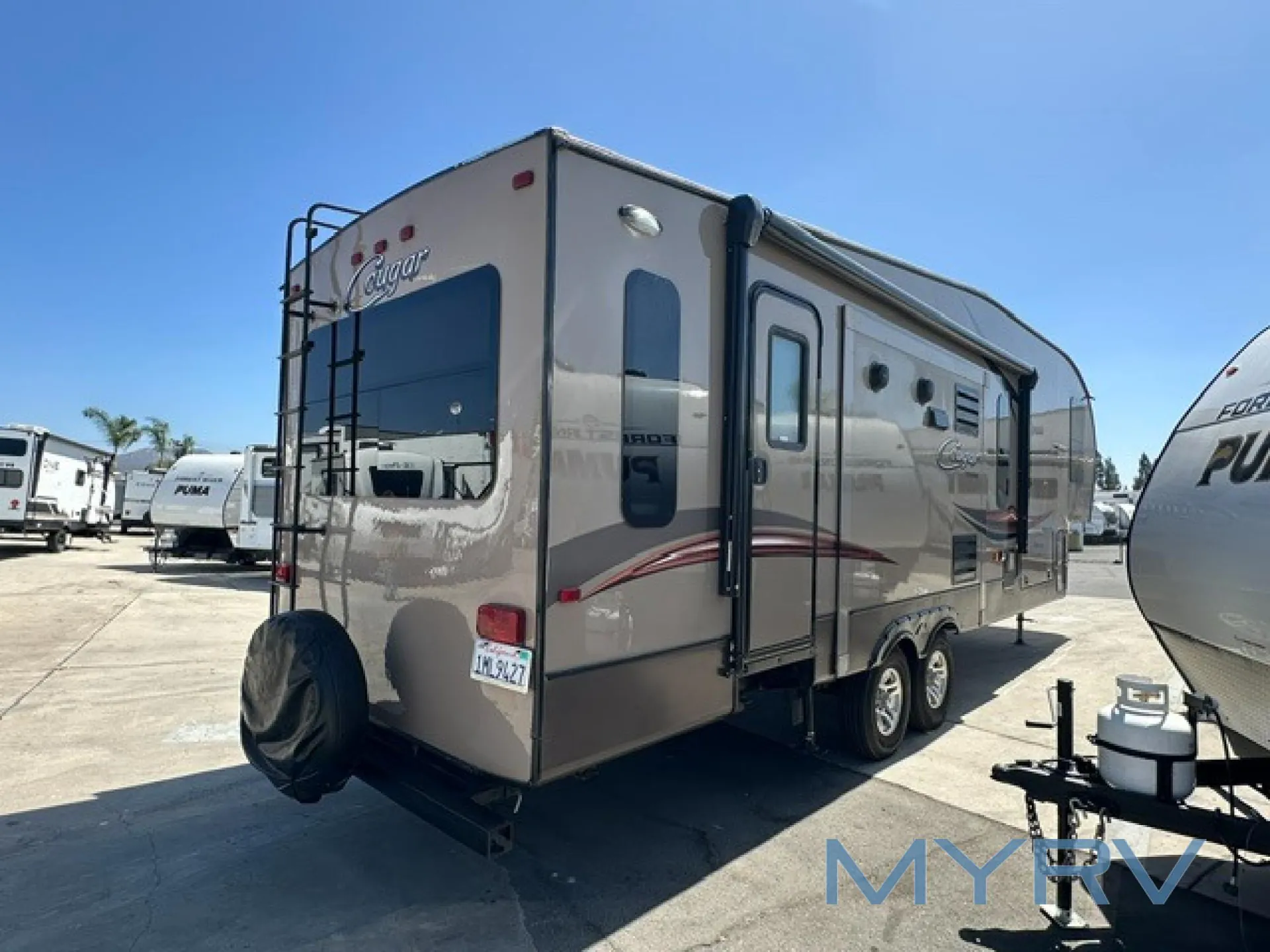 2015 Keystone Cougar 280RLSWE - Photo 3