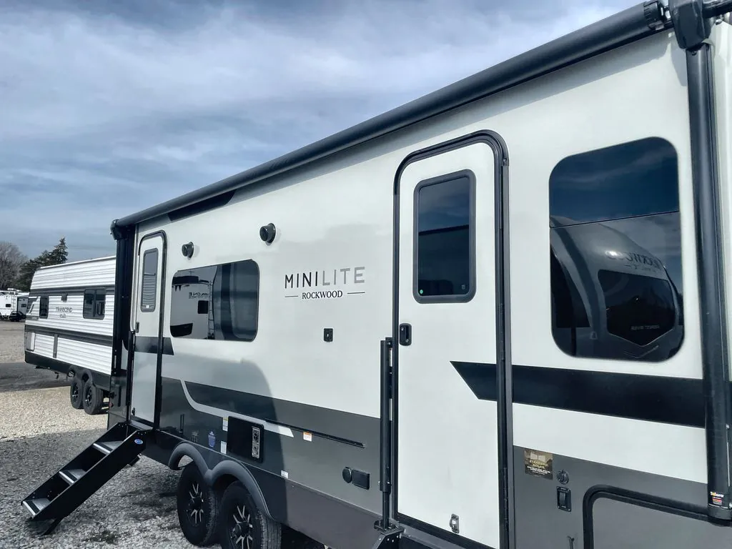 2026 Forest River Rockwood Mini Lite 2515S - Photo 4